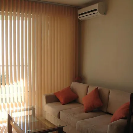 דירה Alex Apartcomplex פומורי