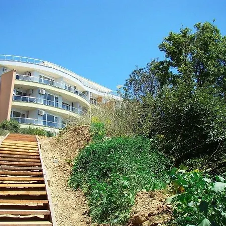 Alex Apartcomplex דירה פומורי